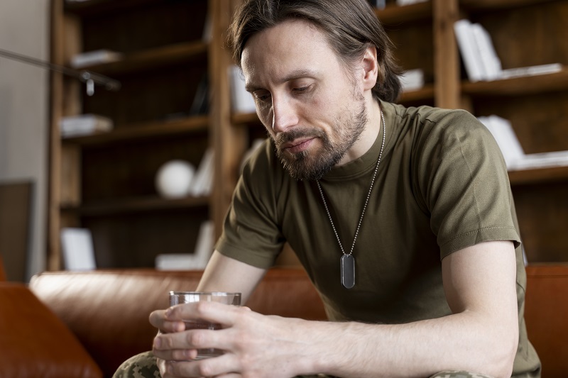Men’s Unique Struggles With Addiction Recovery